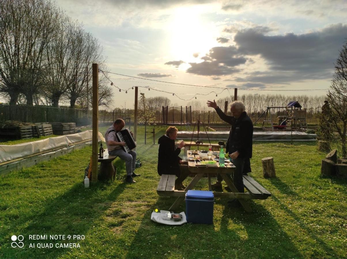 De Smishoeve Met Kinderpret, Dieren En Wellness Heers Экстерьер фото